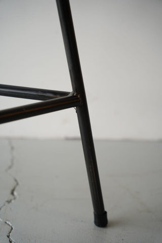 H69 Barlo: Wooden Bar Table