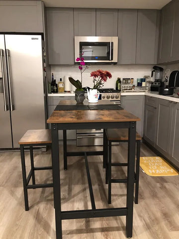 H72 UrbanRise: Wooden Bar Table