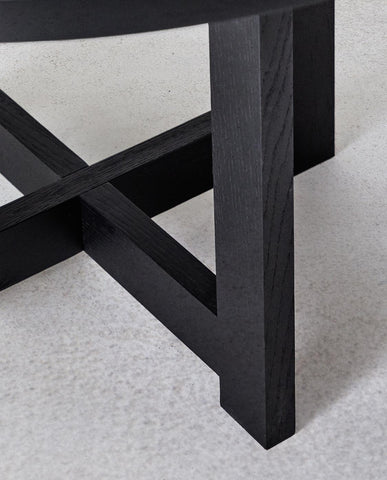 W107 MiniMado: Solid Wood  Round Dinning Table