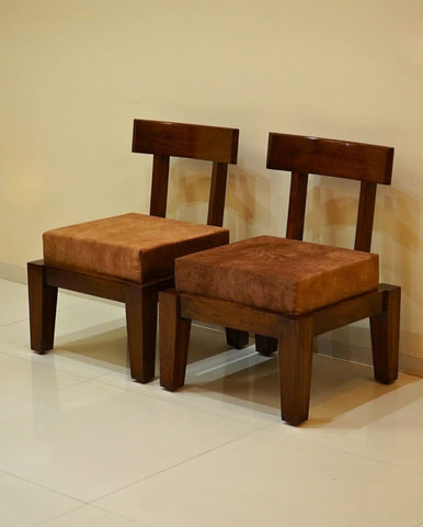 P28 Little Timber: Modern Chair