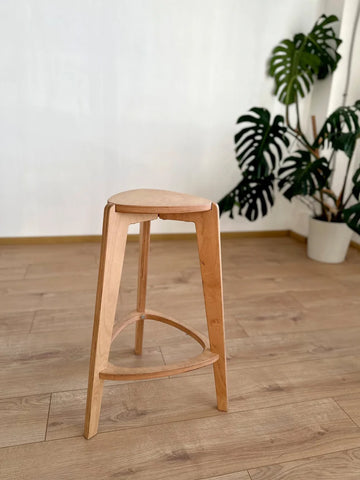W39 Prado: Bar Stool