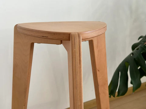 W39 Prado: Bar Stool