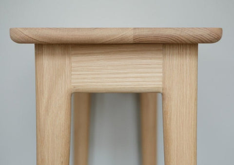 W44 Daya: Console Table