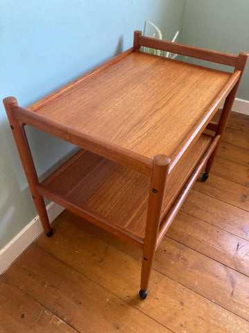 W74 Movro: Tea Trolley