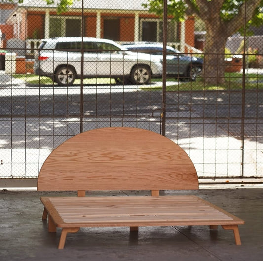 W125 CedarNest: Solid Wood Bed