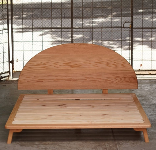 W125 CedarNest: Solid Wood Bed