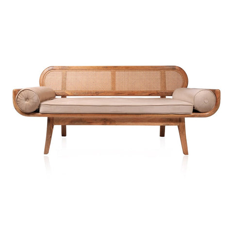 R35 Neer: Rattan Sofa