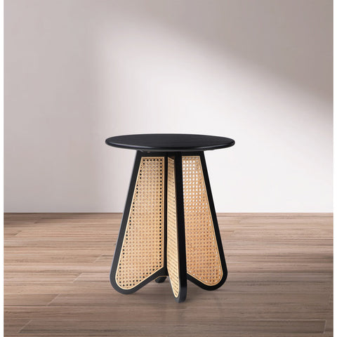 R44 Butterfly: Rattan Side Table