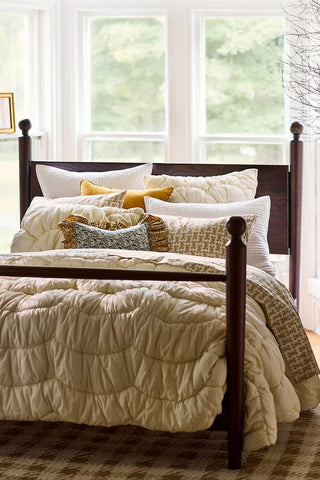 W127 Dura: Bed