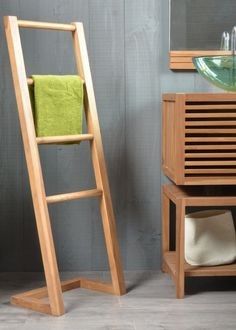 4 Tiers Teak Wooden Ladder Towel Rack for Wash Clothes, Bathroom