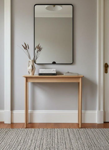 W44 Daya: Console Table