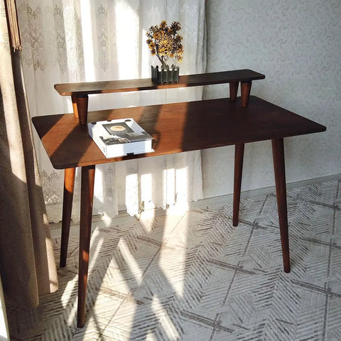 W63 Tabro: Study Table