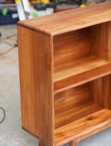 W132 Rootra Console:Modern Industrial Media Console