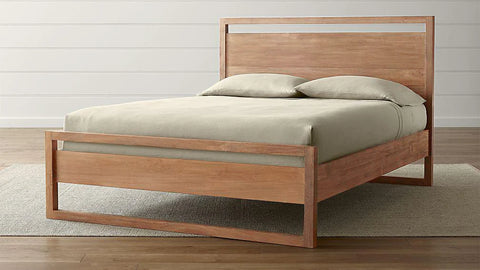 W96 Dormo: Solid Wood Bed