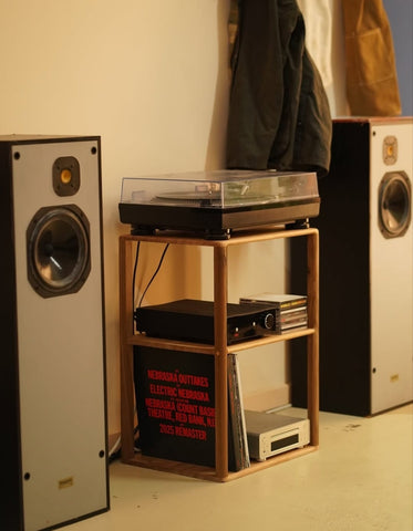 W134 Nestor: Side Table
