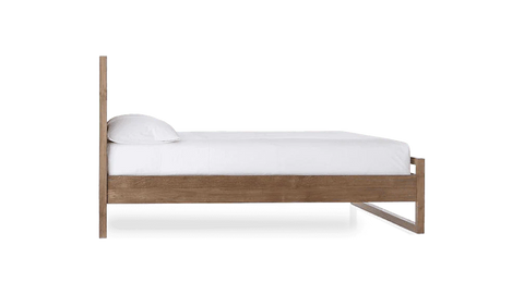 W96 Dormo: Solid Wood Bed