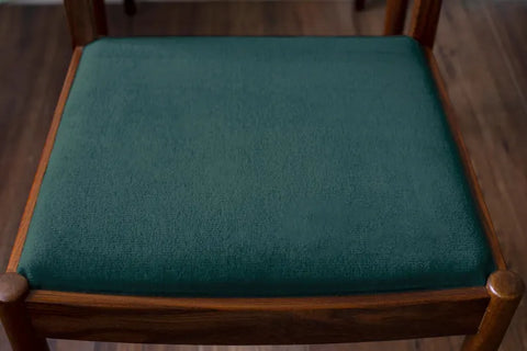 P18 Lento: Dining Chair