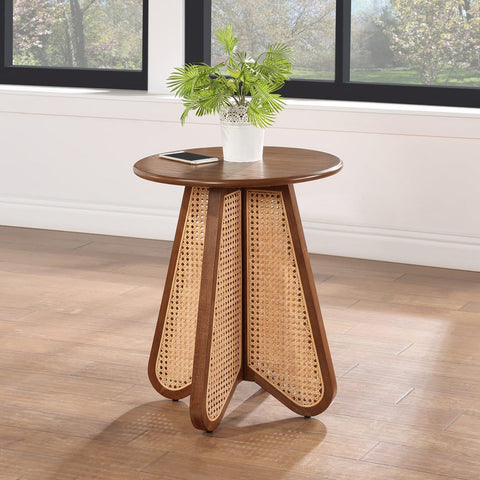 R44 Butterfly: Rattan Side Table