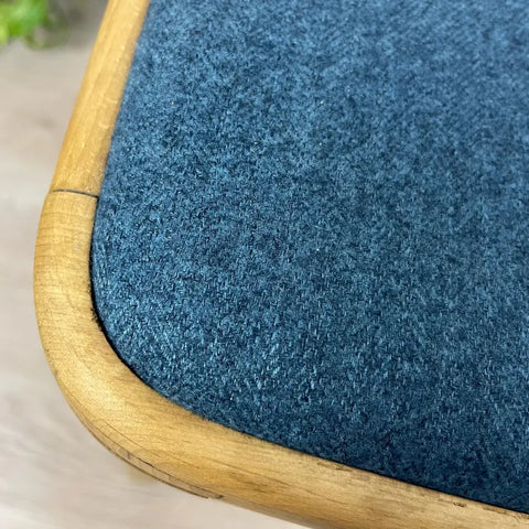 W28 Ratto: Bar Stool