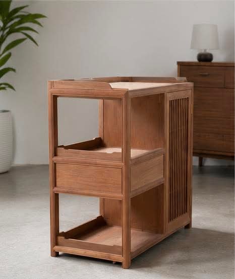 W138 Elm: Side Table