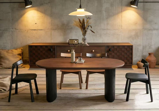 W140 Zenith: Dining Table