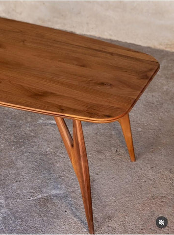 W149 Cove:  Dining Table