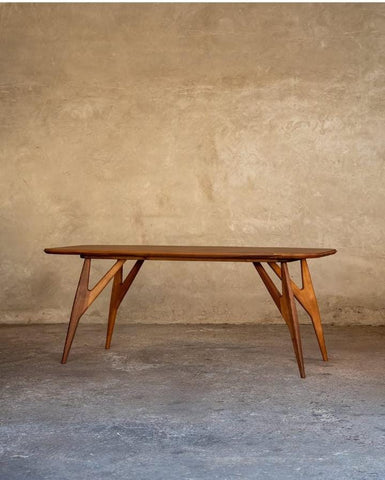 W149 Cove:  Dining Table