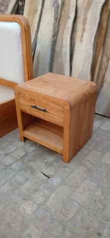 W92 Breeze: Bed