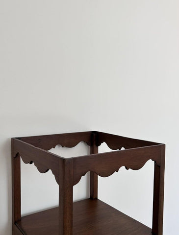 W46Kairo: Console Table