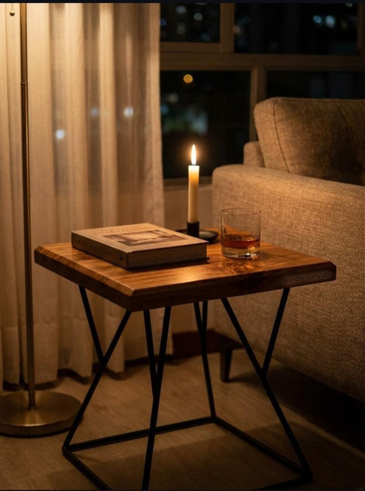 H97 Aro: Side Table