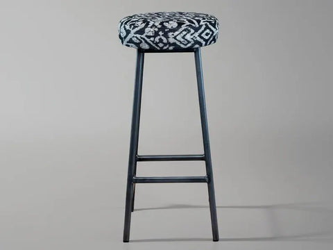 H60 Kavro: Bar Stool