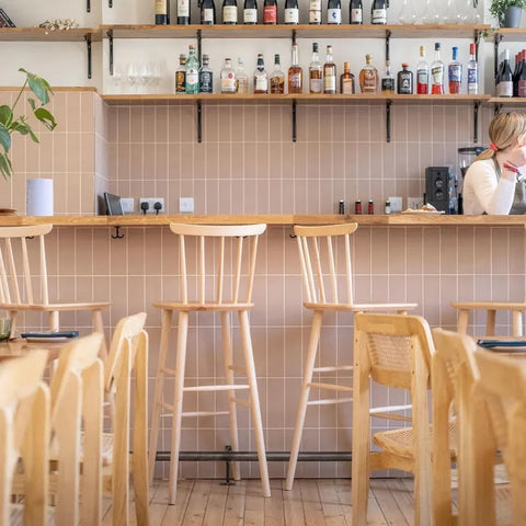 W30 Percha: Bar Stool