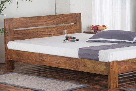 W98 Comfi: Solid Wood Bed