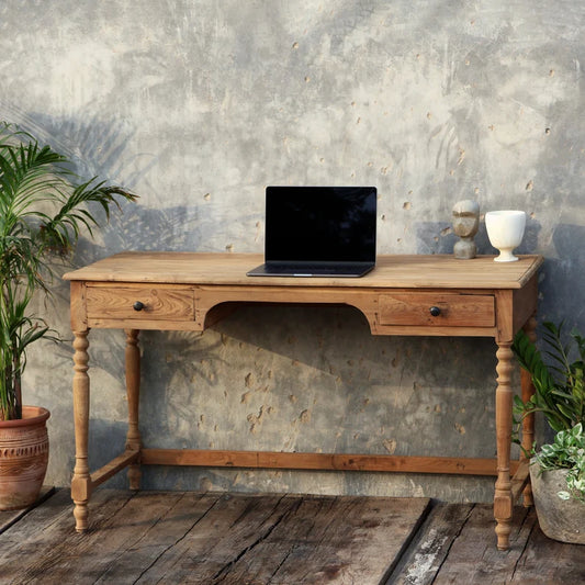 W69 Planko: Study Table