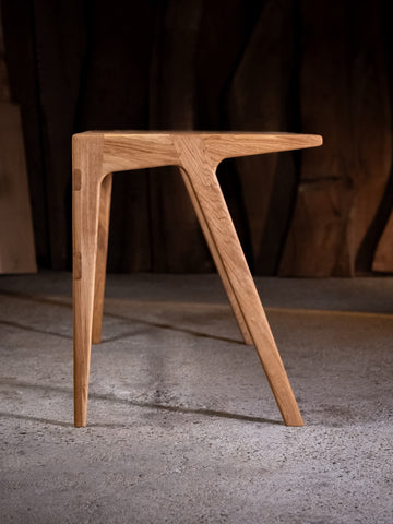 W116 Deskora: Study Table