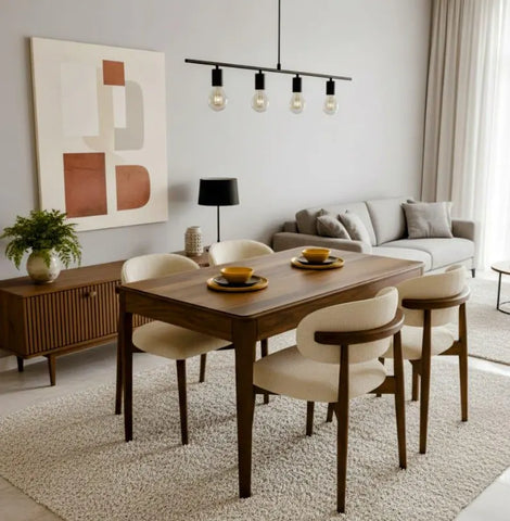 W42 Monarch: Dining Table