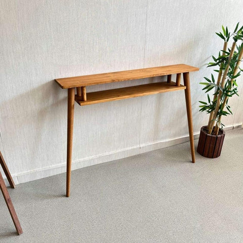 W48 Lento: Console Table