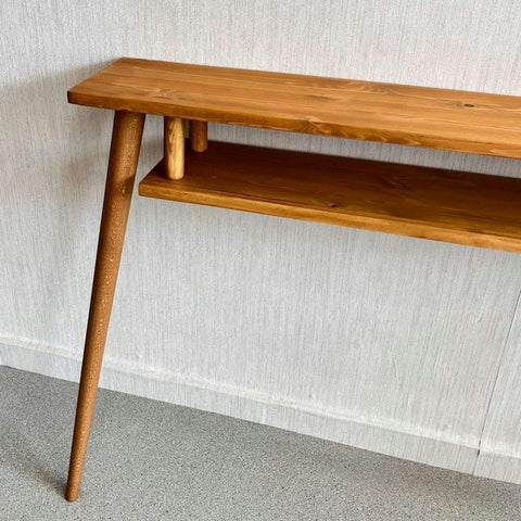 W48 Lento: Console Table