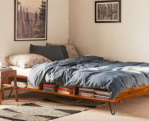 W92 Breeze: Solid Wood Bed
