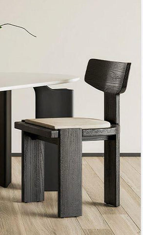 W56 Oakley: Dining Chair