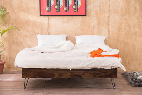 W92 Breeze: Solid Wood Bed