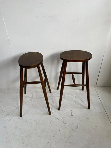 W32 Luno: Bar Stool