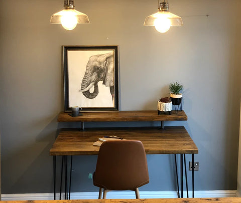 H90 Tavro: Study Table