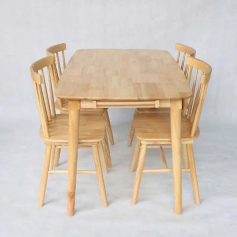 W33 Velar: Dining Chair