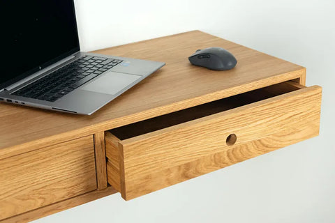 W66 Timbera: Study Table