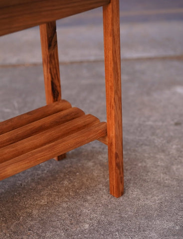 W118 Trevia: Side Table