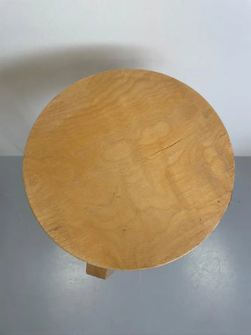 W27 Basko: Bar Stool