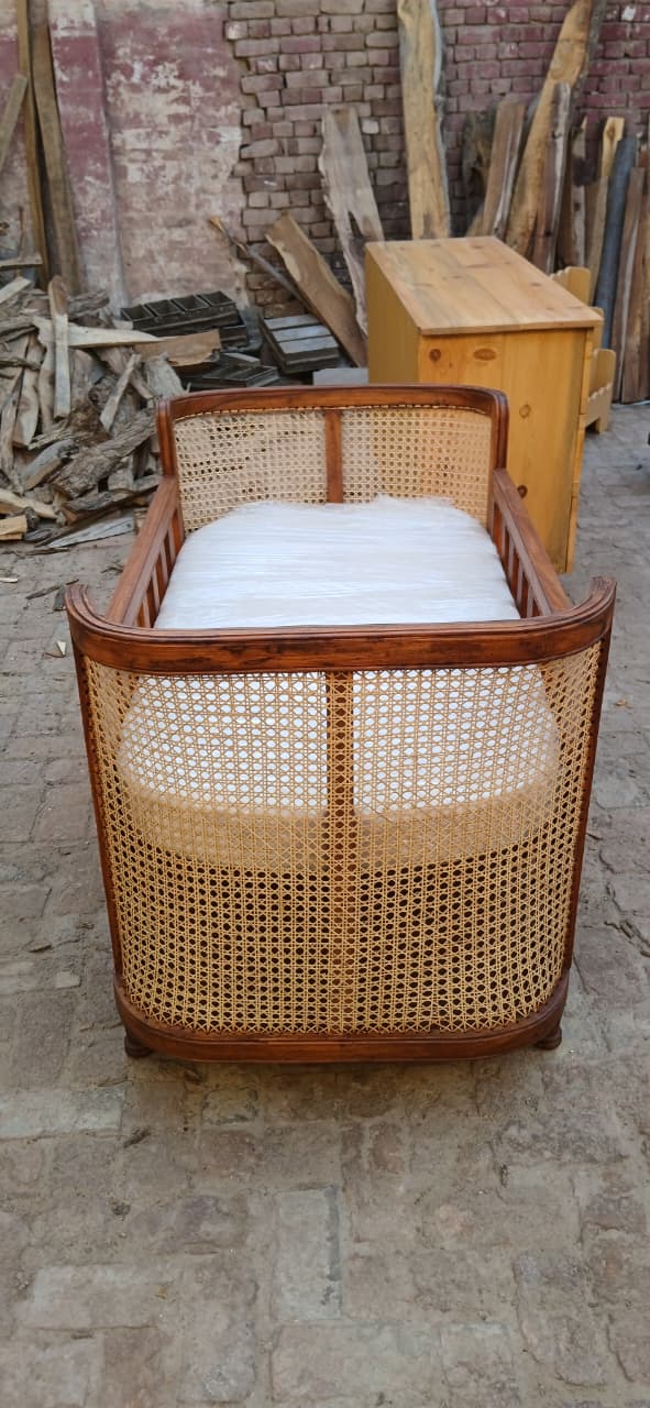 R56 Bloom: Baby Cot