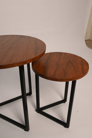 H43 Nova: V-Leg Round Nesting Tables, Solid Wood Nesting Table Set, Natural Finish Accent Tables, Functional & Stylish, Multi-Use Set for Living Spaces