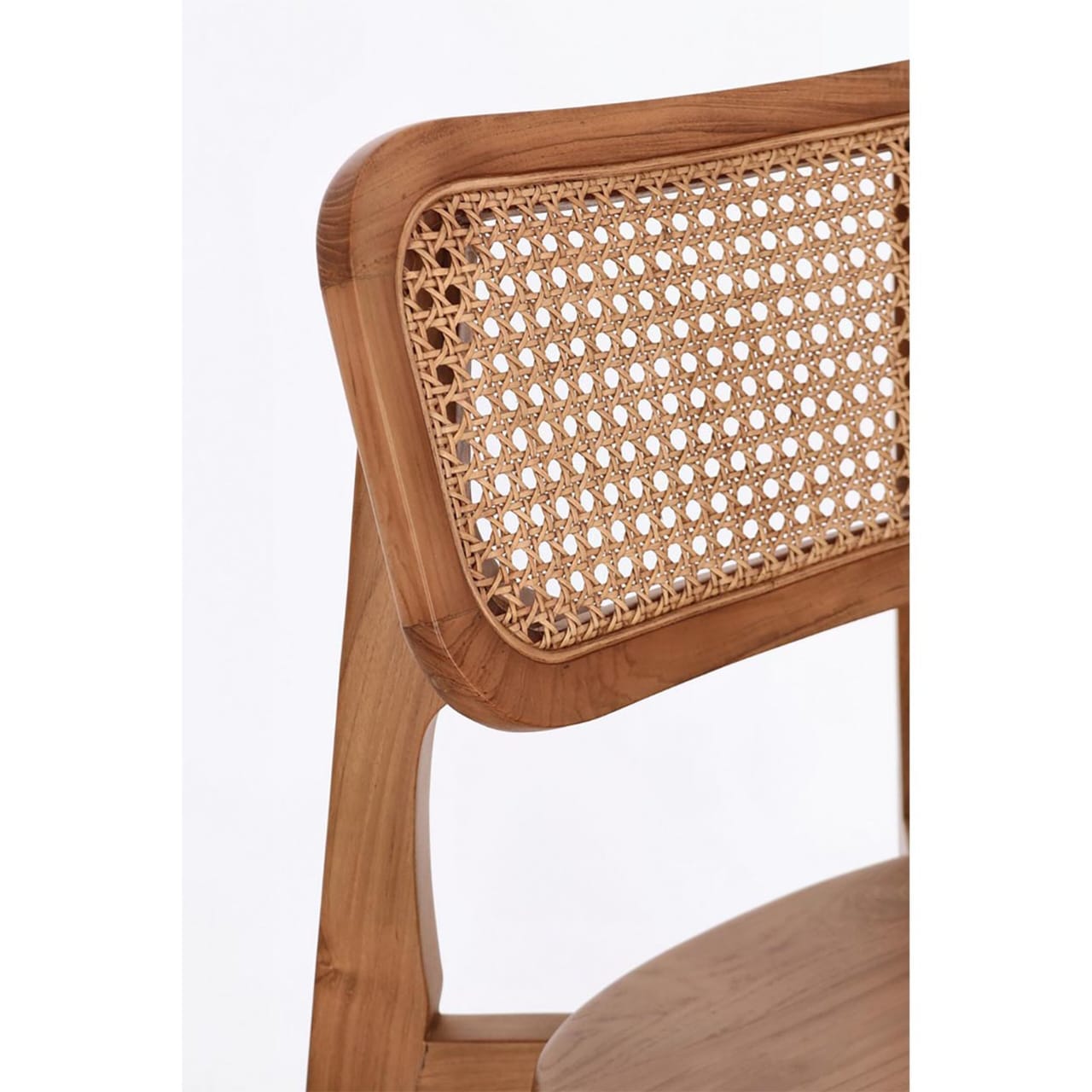 Full view of R36 Kora Bamboo chair showing 31-inch height